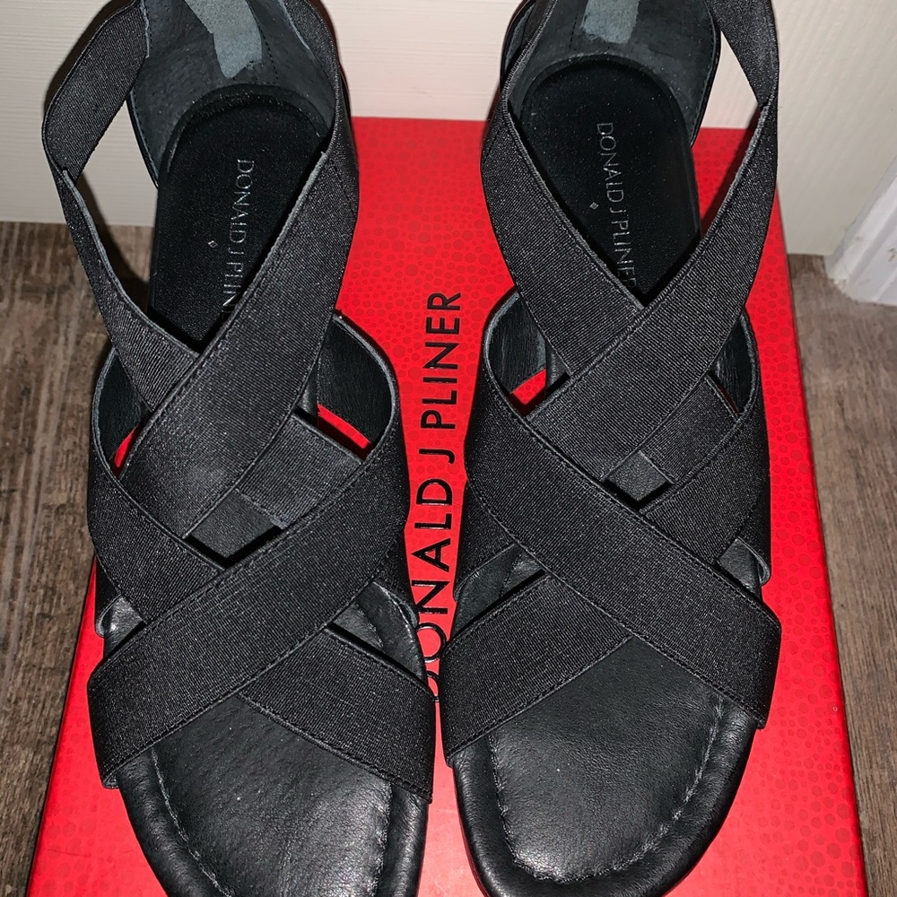 Shoes - Picture 3 of 4